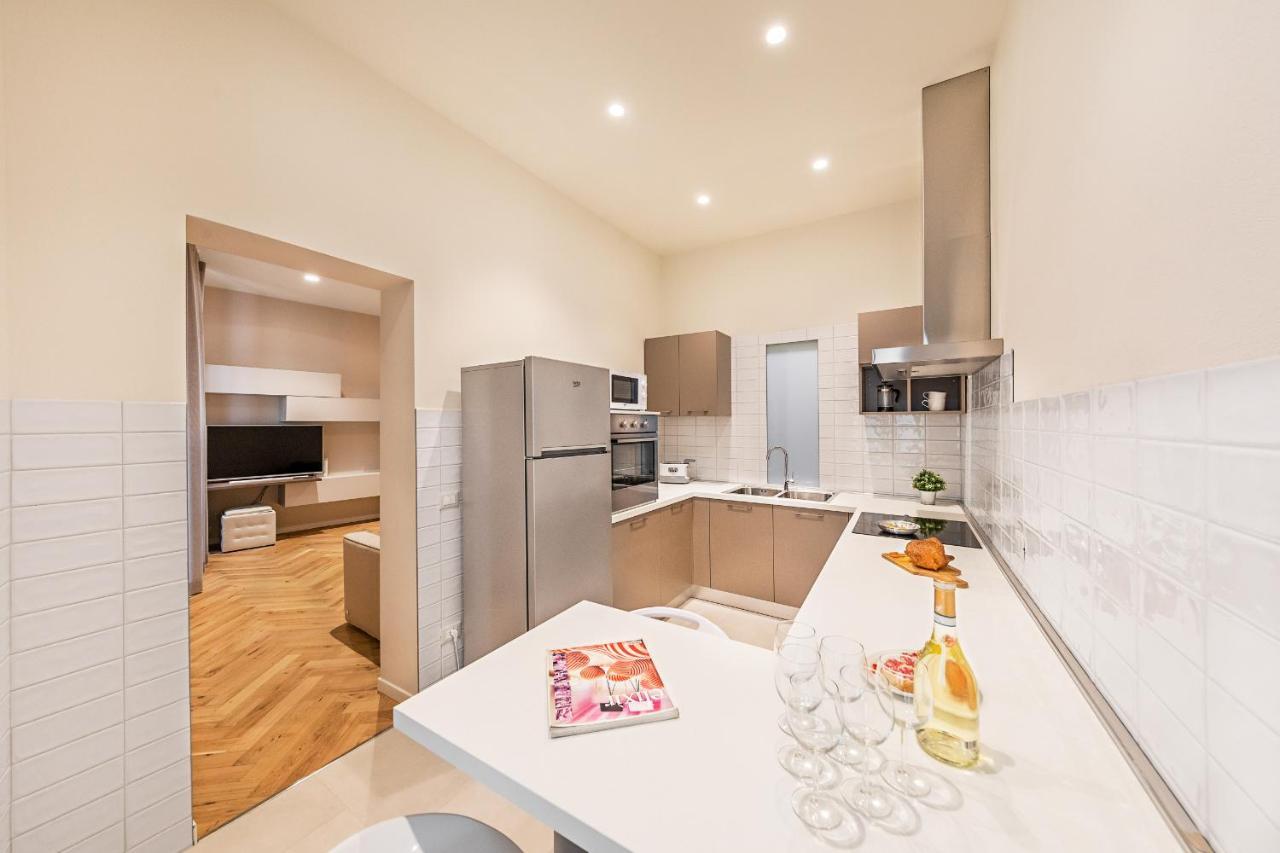 Il Lago Apartments By Wonderful Italy Salò Екстериор снимка