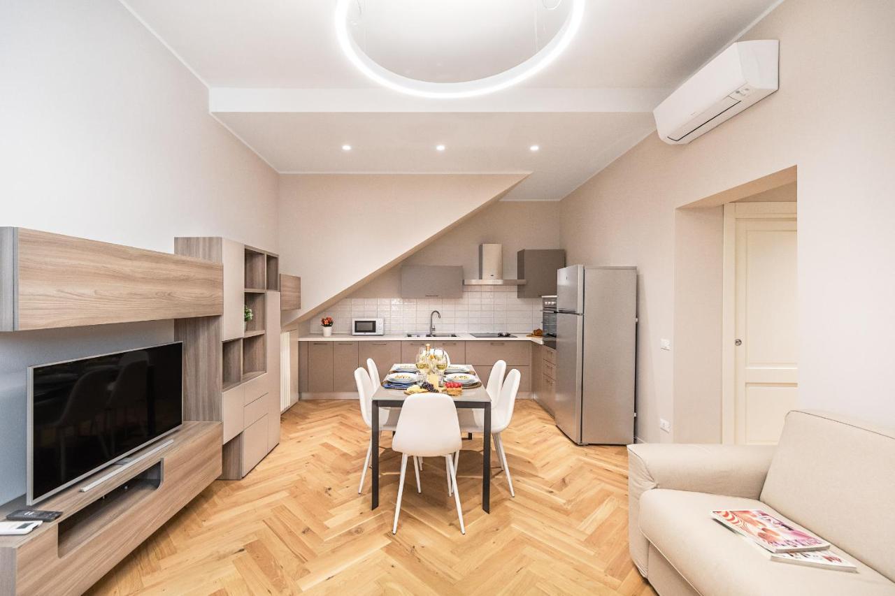 Il Lago Apartments By Wonderful Italy Salò Екстериор снимка