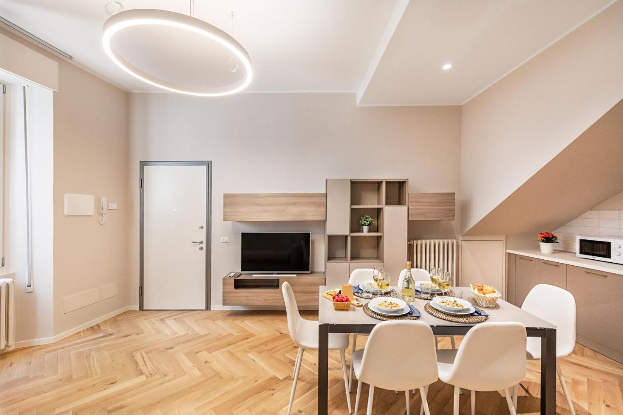 Il Lago Apartments By Wonderful Italy Salò Екстериор снимка