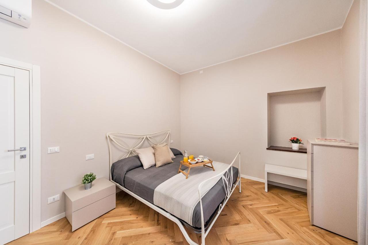 Il Lago Apartments By Wonderful Italy Salò Екстериор снимка
