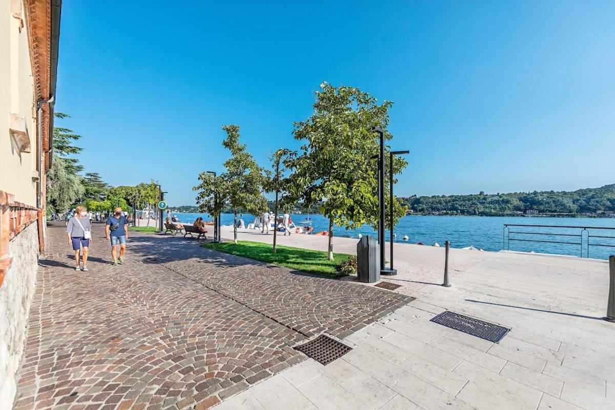Il Lago Apartments By Wonderful Italy Salò Екстериор снимка